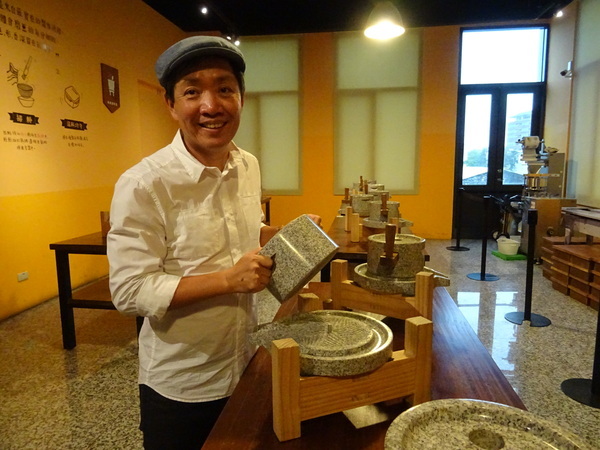 <西灣光華>蹲低再躍升 翻轉老品牌注入新生命 馬玉山食品公司蔡文智執行總監圖片