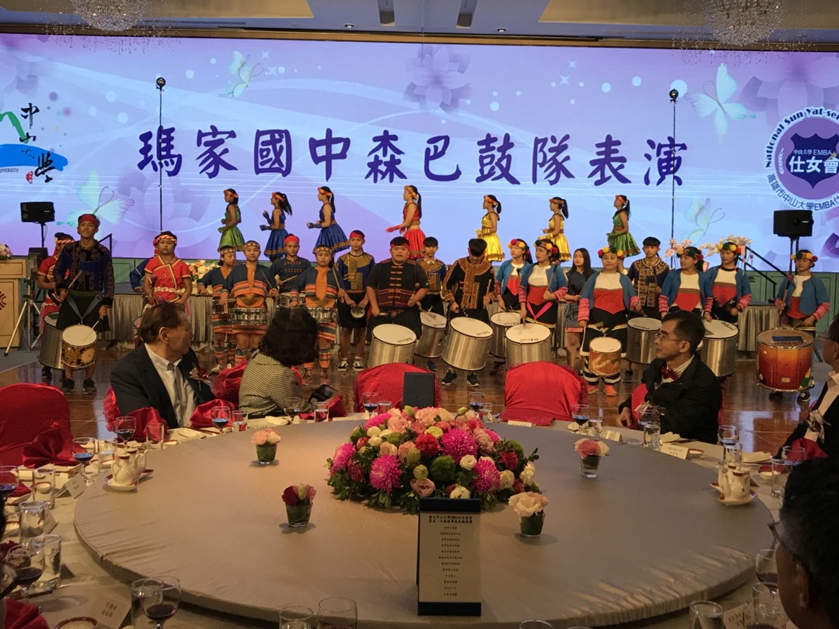 <地區校友會>中山EMBA仕女會理事長交接典禮圖片