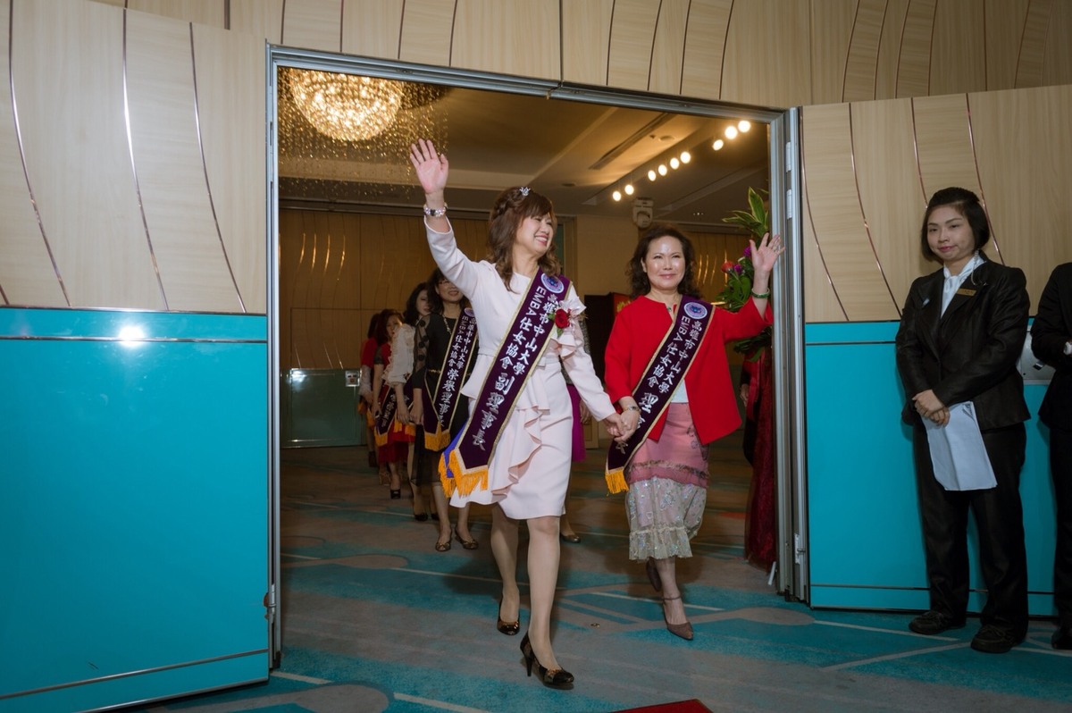 <地區校友會>中山EMBA仕女會理事長交接典禮圖片