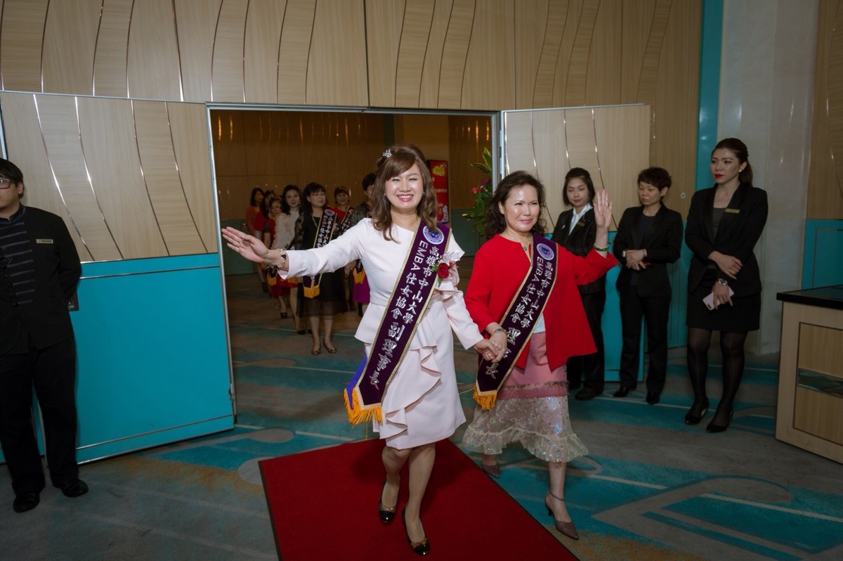 <地區校友會>中山EMBA仕女會理事長交接典禮圖片