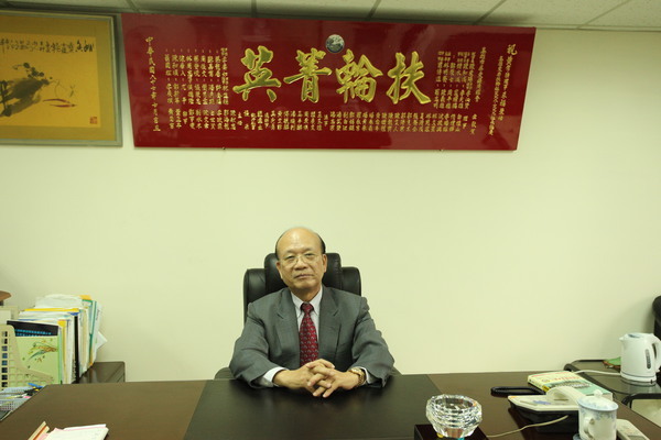 <100傑出校友>知足惜福 活到老學到老EMBA-3黃來福圖片
