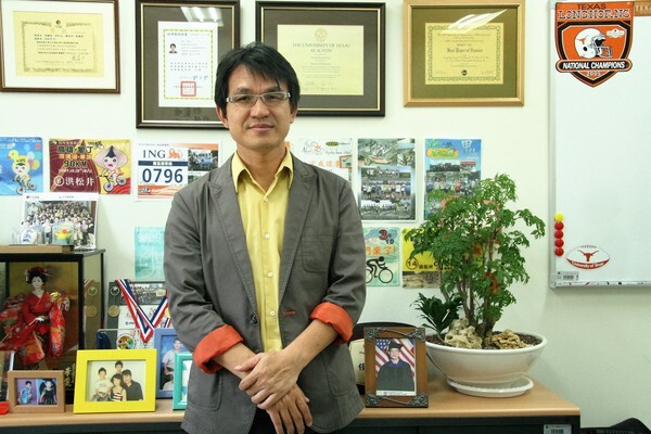 <100傑出校友>克服萬難 刷亮品牌締造佳績 機械系76級洪松井圖片