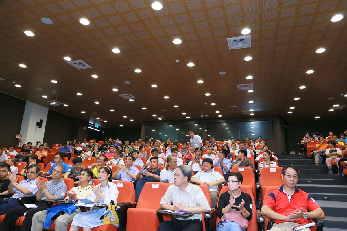 <地區校友會>高雄市校友會演講「第四次工業革命-人工智慧對南臺灣產業的機會」圖片