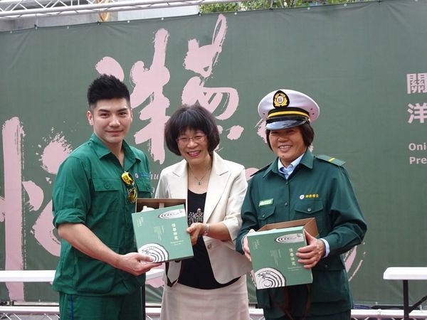 <西灣光華>做比說重要、做對比努力重要 中華郵政公司屏東郵局局長尤素珍圖片