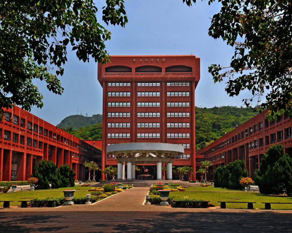 <校園紀念品>國立中山大學校園景點人氣票選(有機會獲得精美禮物喔!)圖片