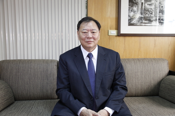 <102傑出校友>遇到困難冷靜思考 難題迎刃而解 EMBA-11雷祖綱圖片