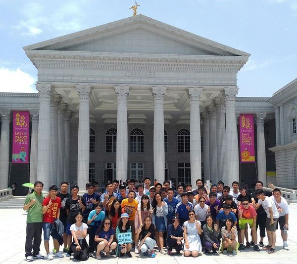 <西灣光華>翱翔天際的大學黃金歲月 中國文學系74級詹志超圖片