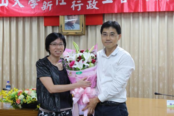<母校動態>承先啟後 新卸任一級主管交接圖片
