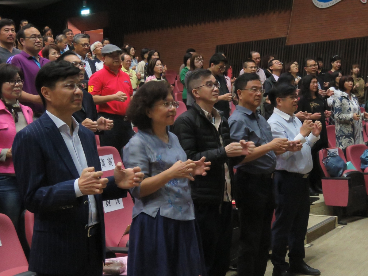 <地區校友會>高雄市校友會講座「眭澔平探險生涯VR實境秀」圖片