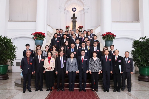 <得獎榮耀>誠信至上點石成金 和闐營造邱淵郎總經理圖片