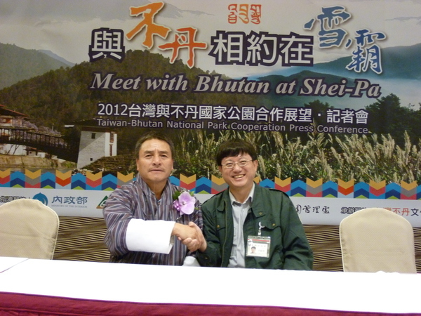 <100傑出校友>充滿熱忱樂作偏鄉醫療 生物科學系81級洪敏榮圖片