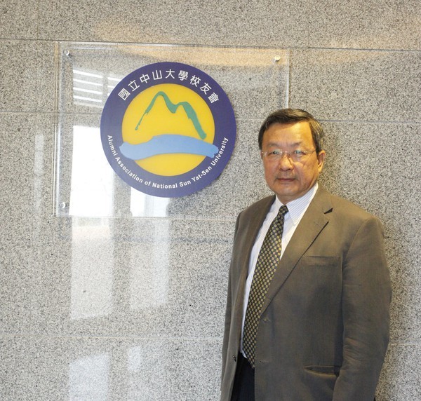 <西子樓圓夢計畫>西子樓好還要再更好 期望大家持續支持母校 龍慶鋼鐵謝進南董事長圖片