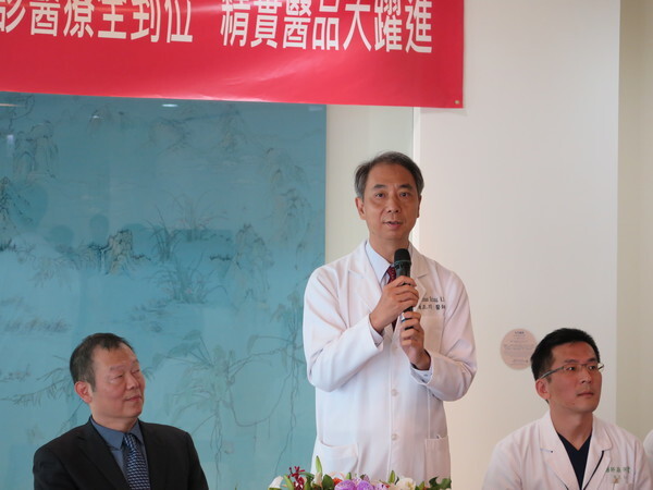 <西灣光華>順境不足喜 逆境不足憂 新北市立聯合醫院項正川院長圖片